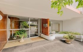 Sixties 64 2 Bedrooms Apartment With A Balcony And Parking In Biarritz